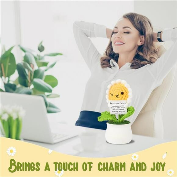 Crochet daisy flower desk decor cute gift for women friend coworker sister - Picture 3 of 8